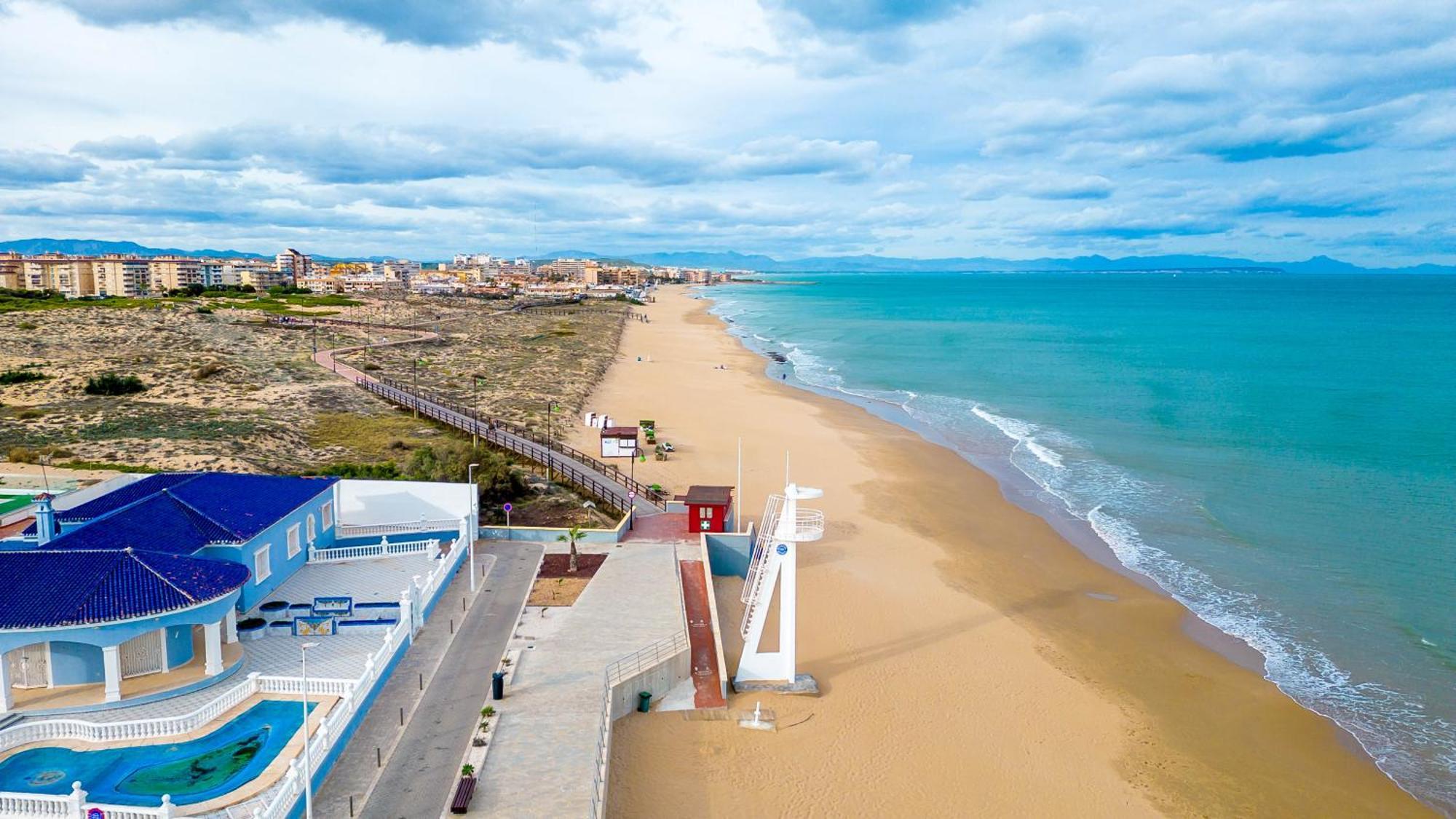 Blue Heaven Apartment Torrevieja Bagian luar foto